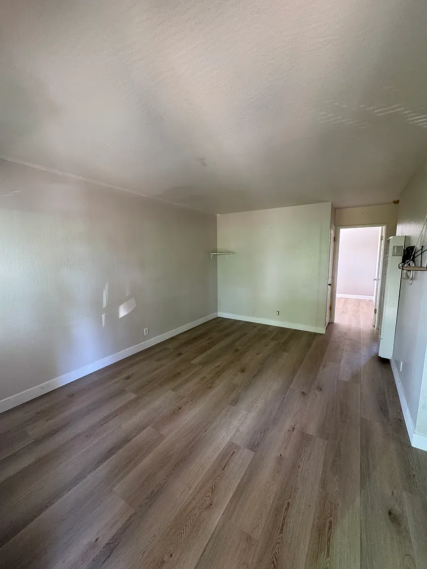 10500 Saltana Way photo 1