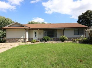 6107 SW 14th St, Des Moines, IA 50315