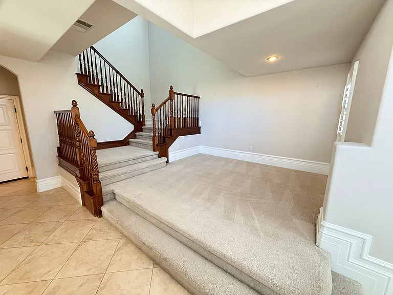 464 Via Palermo Dr — Photo 6