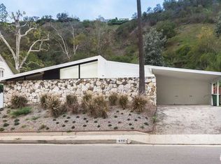 939 Roscomare Rd, Los Angeles, CA 90077