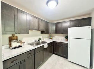 5 Grove St #C-11, Tully, NY 13159