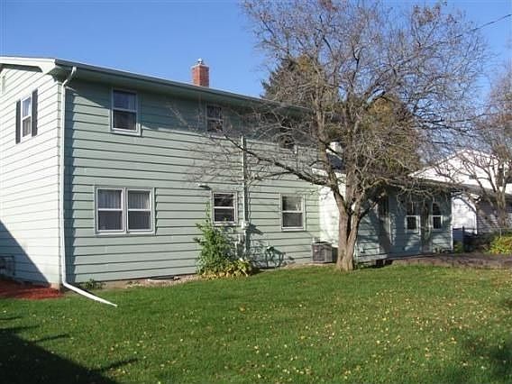 3rd image of 2416 Mount Vernon Ave