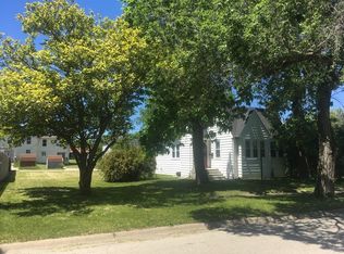 2128 Kemble Ave, North Chicago, IL 60064