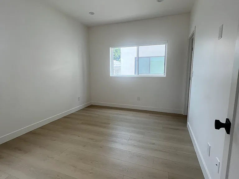 6006 Comey Ave — Photo 22