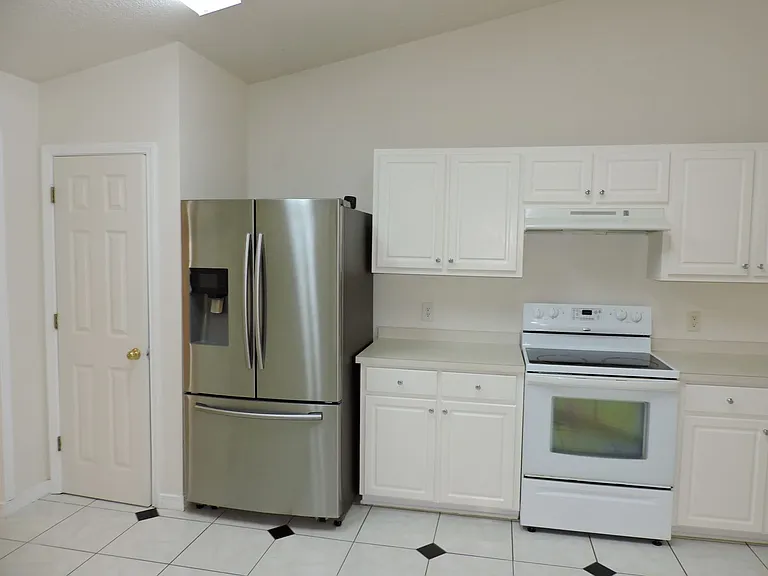 1781 Silas Cir — Photo 14