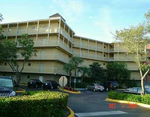 1st image of 8290 Lake Dr APT 431