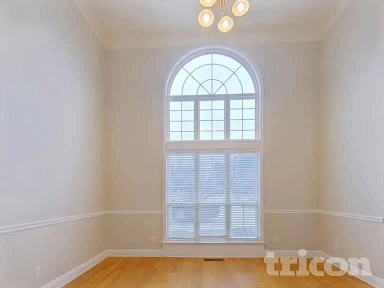 4325 Foxfire Ct — Photo 4