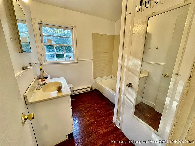 502 Spring Ave — Photo 13