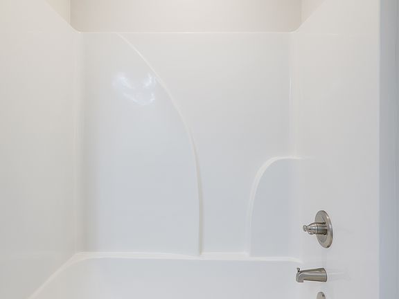 4th image of 3609 Deidra Miller Cir