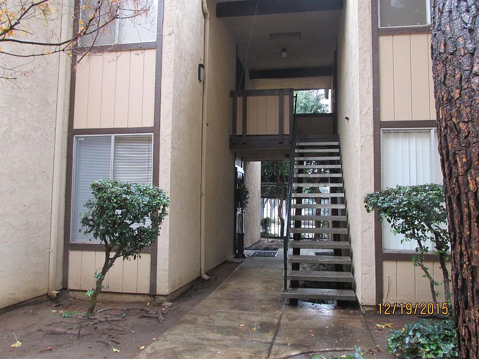 1st image of 1550 W Ashlan Ave APT 144
