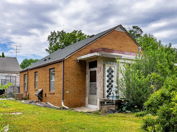 3120 Amherst St, Des Moines, IA 50313