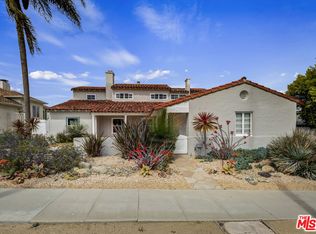 3851 Olympiad Dr, Los Angeles, CA