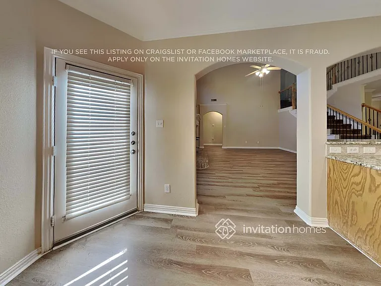 2206 Kingsley Dr — Photo 8