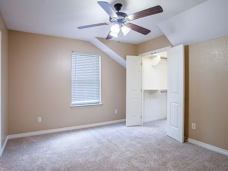 731 Dominik Dr — Photo 21