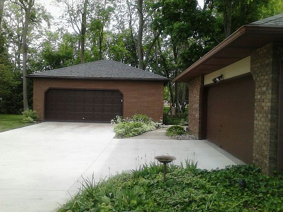 Attd/Det Grgs; Enlg Cem Drv