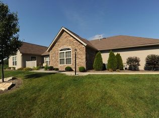 8445 Fiddlers Creek Cir NW, North Canton, OH 44720