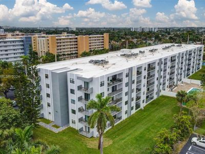 1301 NE 7th St APT 304, Hallandale Beach, FL, 33009