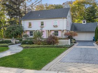 4822 Northcott Ave, Downers Grove, IL 60515