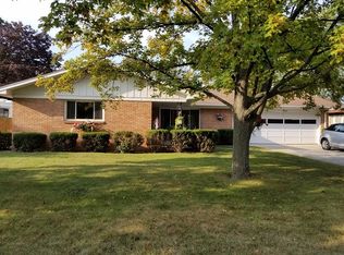 3357 Parkway Dr, Bay City, MI