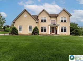 4415 Crosswinds Dr, Easton, PA 18045