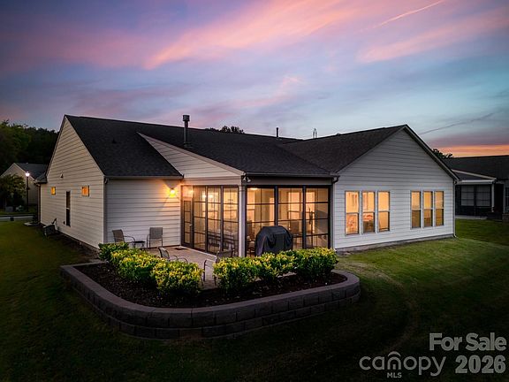3rd image of 1486 Carolina Orchards Blvd
