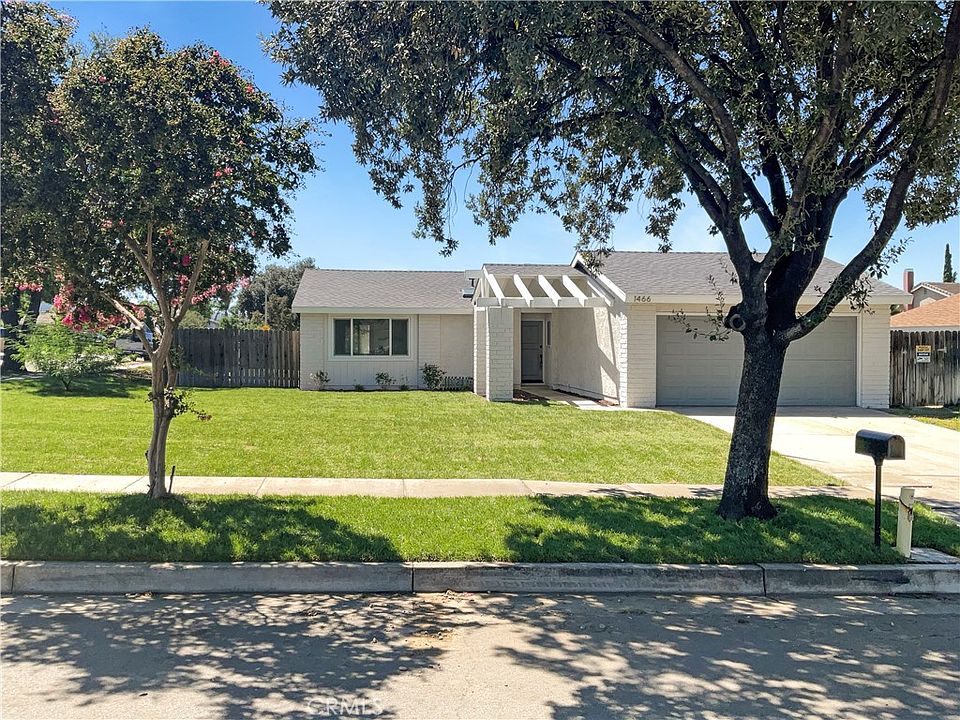 1st image of 1466 Paiute Ave