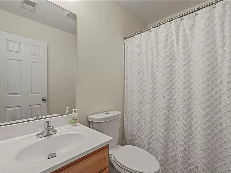12 Torrey Ln — Photo 16