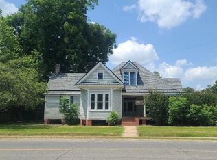 507 Charity St, Abbeville, LA 70510