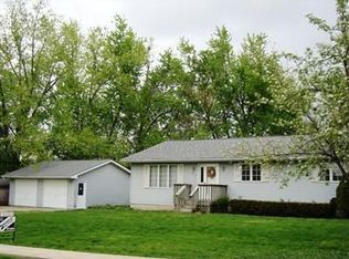 201 Bridge St, Eddyville, IA 52553