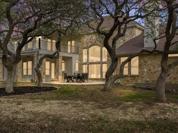 999 Enchanted Oaks Dr, Driftwood, TX 78619