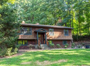 368 Nash Rd, North Salem, NY 10560