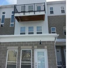 420 Hilton Rd #107-101-1, Ferndale, MI 48220