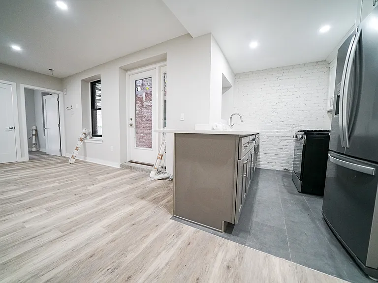 10 Blackwood St #G06 — Photo 5