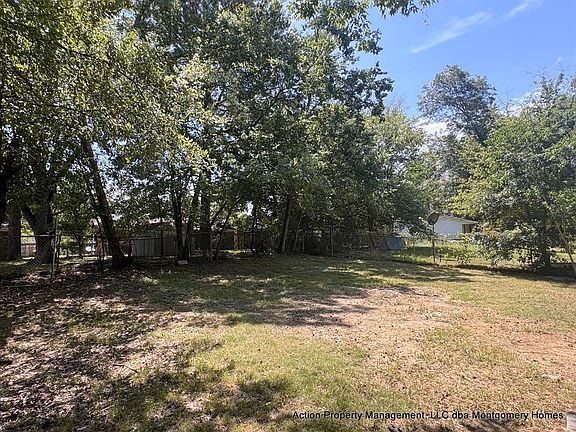 3rd image of 3334 Bedford Ln