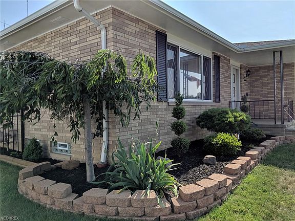 2nd image of 1709 Winchester Dr