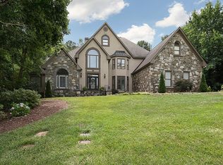 102 Turner Forest Ln, Simpsonville, SC 29681