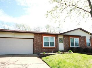 2361 Sunnyside Dr, Arnold, MO 63010