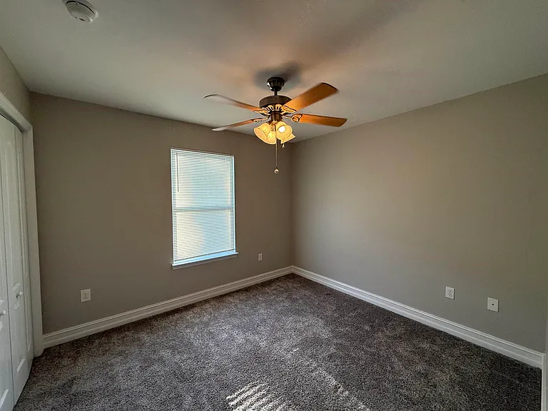 37 Cochise St — Photo 13