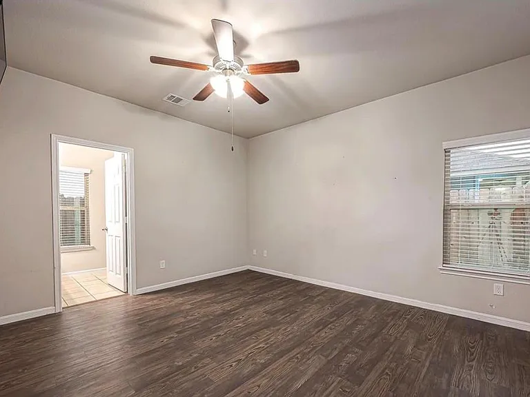 6409 Hollock Meadows Ln — Photo 13