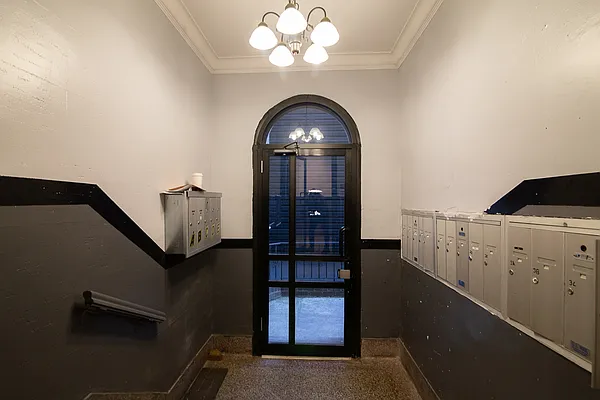 Rented by Isaac Silberstein, LREB | media 57