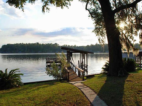 5th image of 250 Ocklawaha Cir