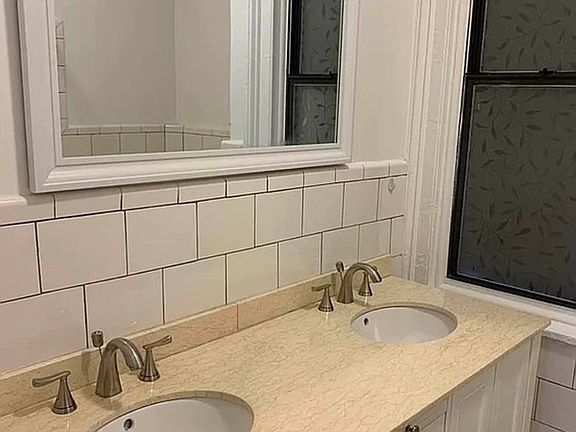 5th image of 60 E 34th St APT 3F
