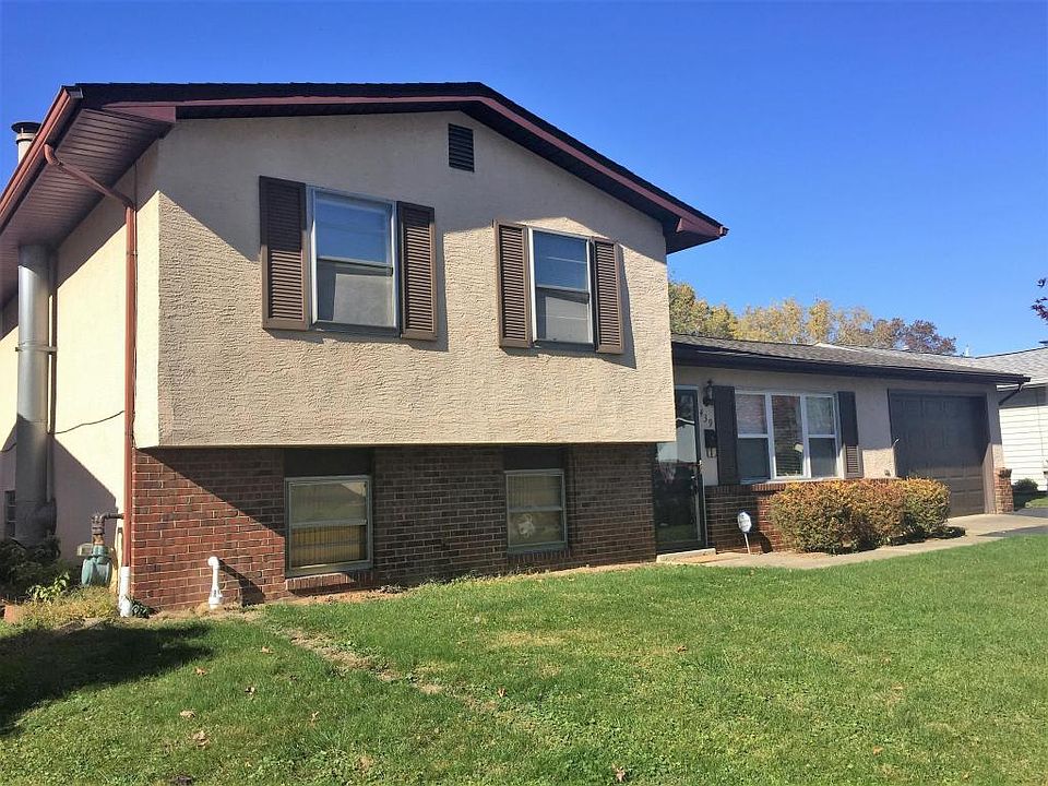 1st image of 439 Dovewood Dr