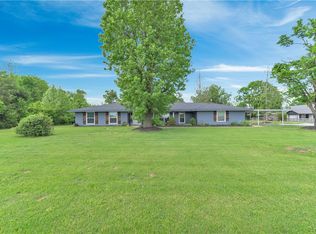 1003 W Price Ln, Rogers, AR 72758