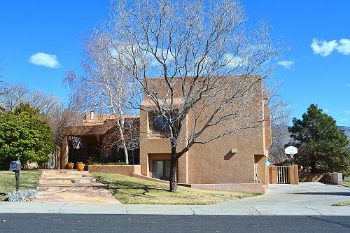 1st image of 9527 Pebble Beach Dr NE