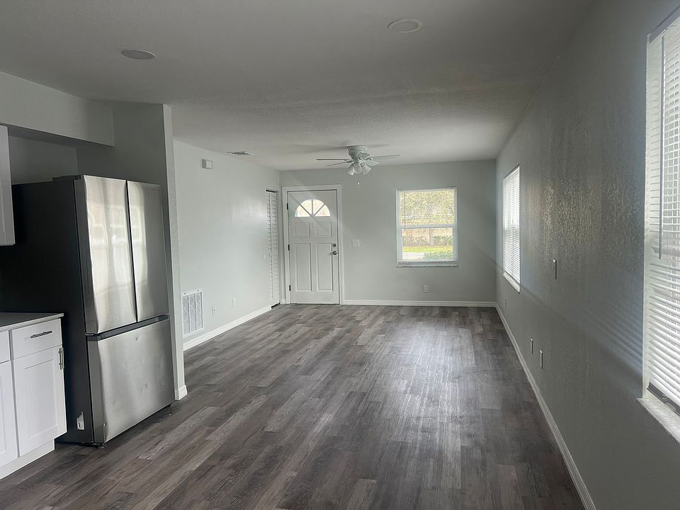 1st image of 91 10th St #93