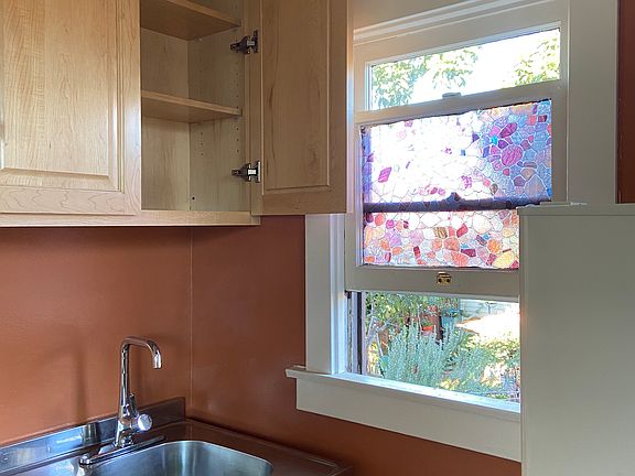 4th image of 1631 29th Ave #2