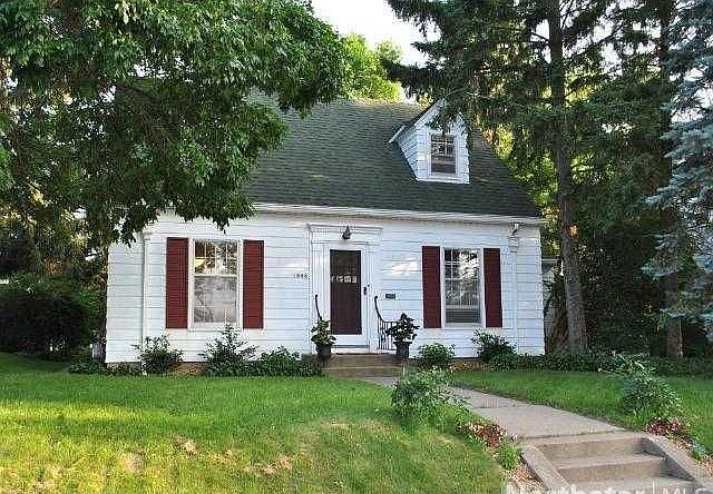 1st image of 1888 Wellesley Ave