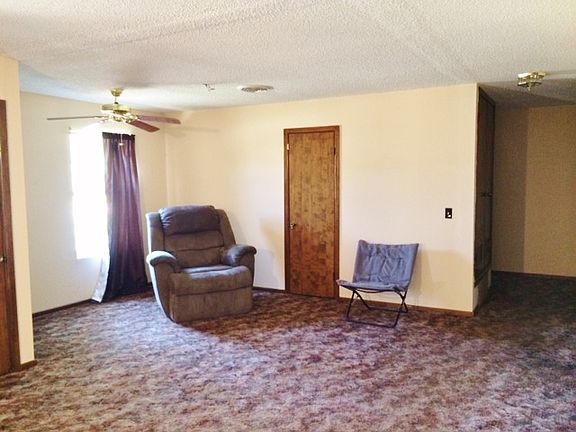 3rd image of 709 S Aspen Ave