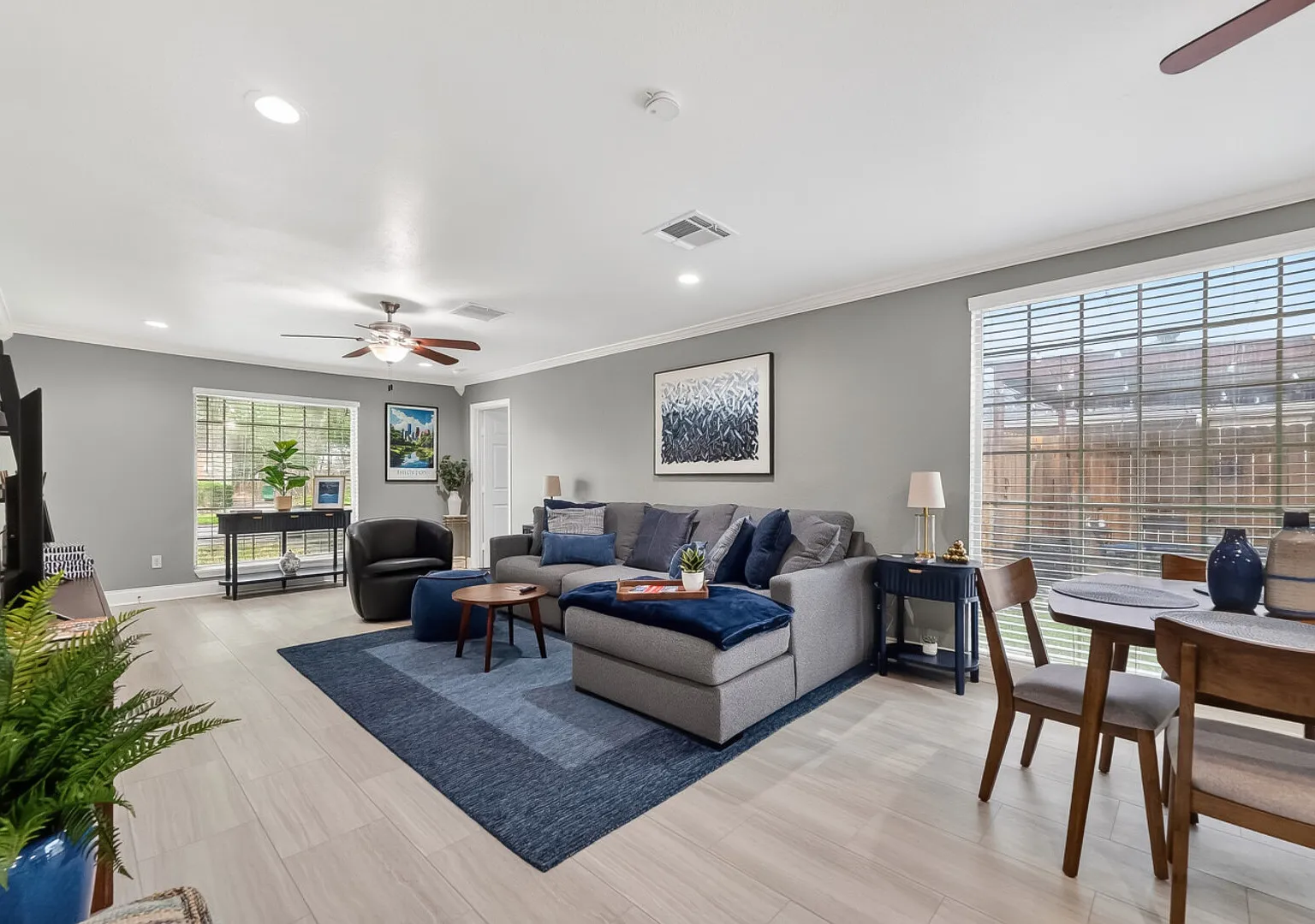 Houston Home Near NRG Sleeps 6 — Photo 1